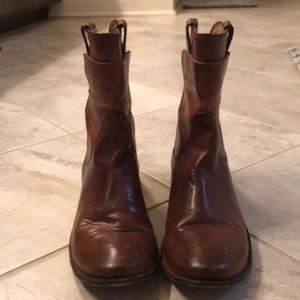 Frye Paige Short Boots